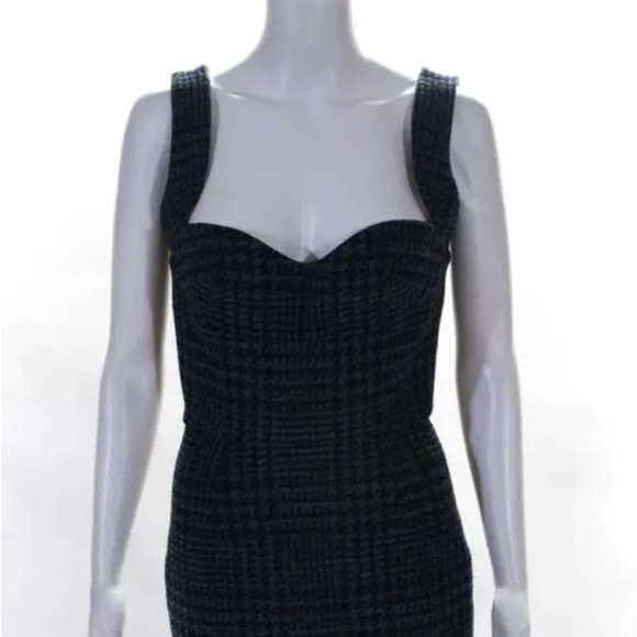 Victoria Beckham Dresses & Skirts - Victoria Beckham dress US6. Beautiful and sold out! Blue perfect for fall.